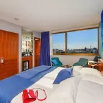 Horizon Luxury & Design Πανσιόν