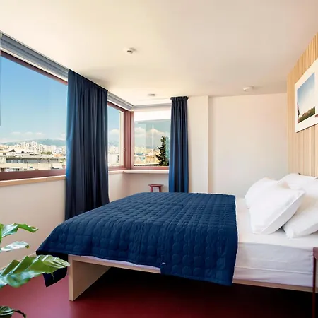 Horizon Luxury & Design בית הארחה 4*