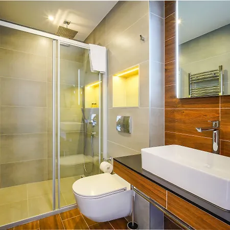 Horizon Luxury & Design בית הארחה