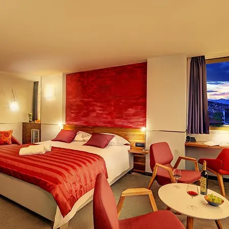 Horizon Luxury & Design 4* Split