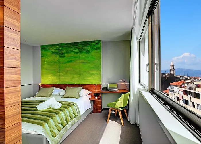 Πανσιόν Horizon Luxury & Design 4*