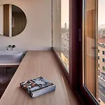 Horizon Luxury & Design Split